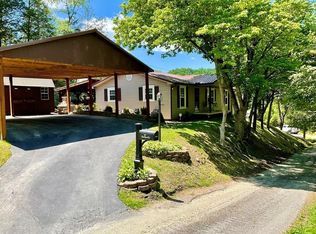 147 Barn Branch Rd, Harold, KY 41635