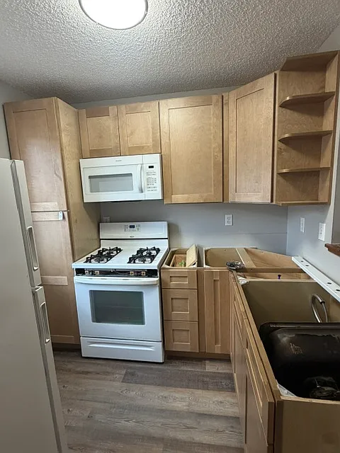 2 bed, 1.5 bath, 1200 sqft, $1,475 — Photo 4