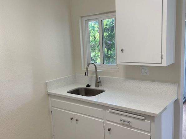 1106 N H St APT 203