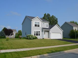 1015 Teal Trl, Genoa City, WI 53128