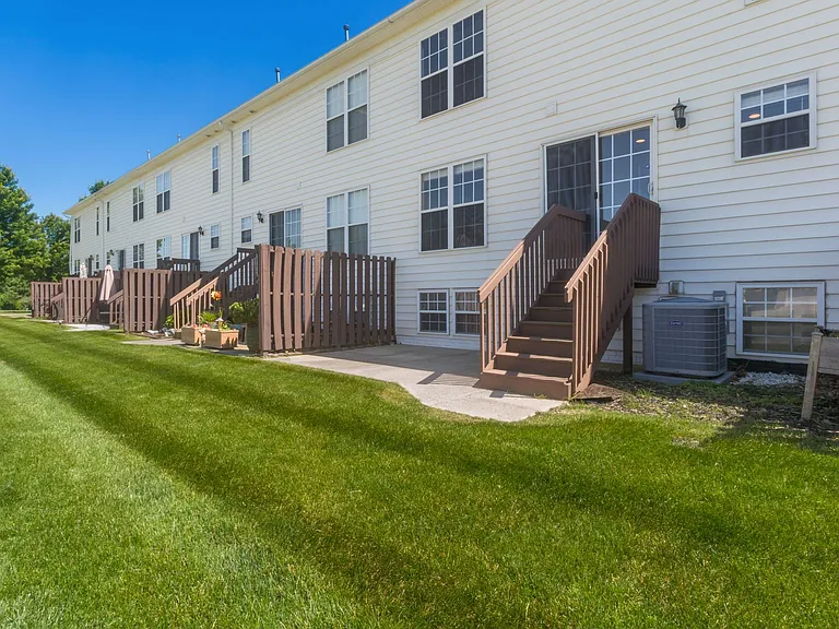 6342 Downwing Ln — Photo 38
