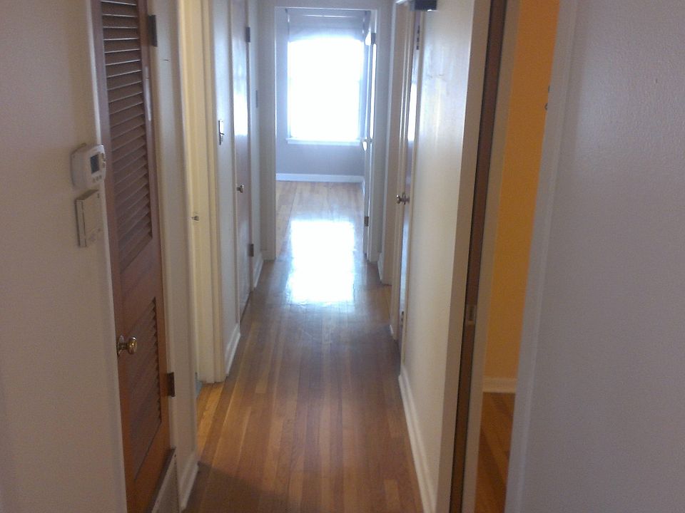 1st image of 239 One Oak Dr