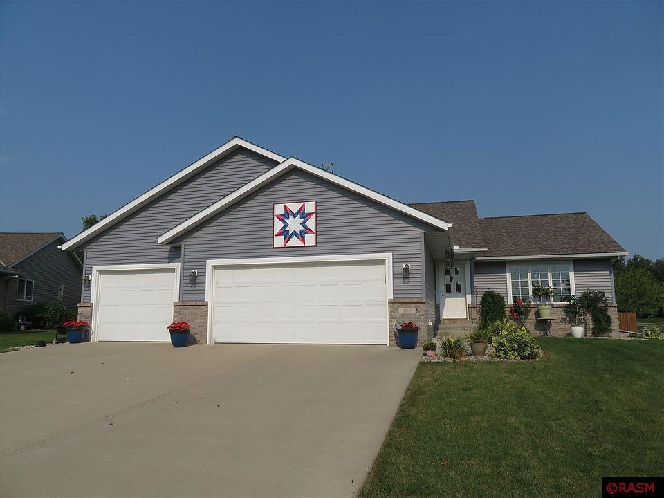 1st image of 100 Arrowwood Ct