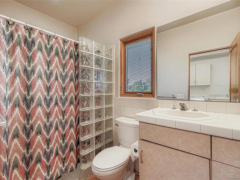 1764 Mesa Ridge Ln — Photo 21