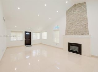 4628 Alton Rd, Miami Beach, FL 33140