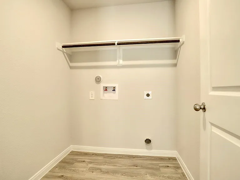 406 Noel — Photo 16