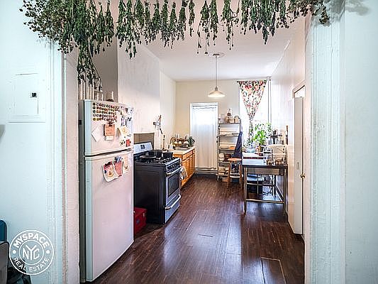 1st image of 220 Stockholm St APT 3L