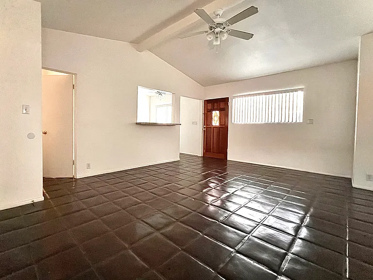 561 S Highland Dr #2 — Photo 4
