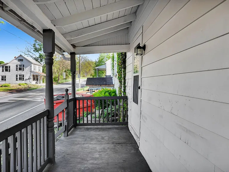 3200 Flint Hill Rd — Photo 2