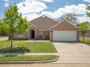 1601 Crabapple Ln, Flower Mound, TX 75028