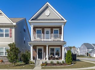 1200 Russet Ln, Apex, NC 27523