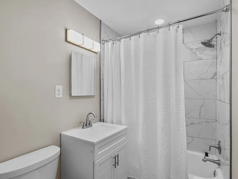 1650 E Duffy St — Photo 20