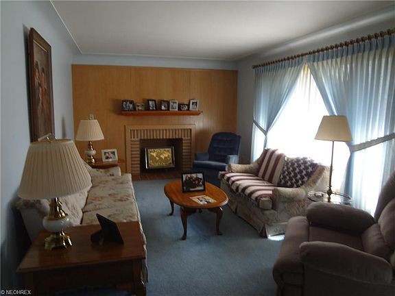 5th image of 1588 Squaw Creek Dr