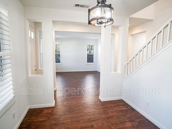 2nd image of 27580 Sunny Creek Dr