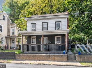 96 Pottsville St, Cressona, PA 17929