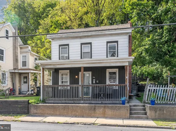 96 Pottsville St, Cressona, PA 17929