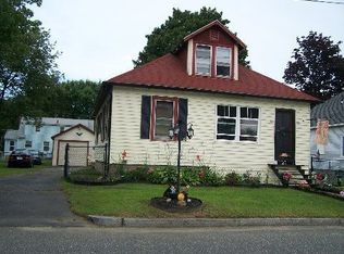 23 Temby St, Springfield, MA 01119