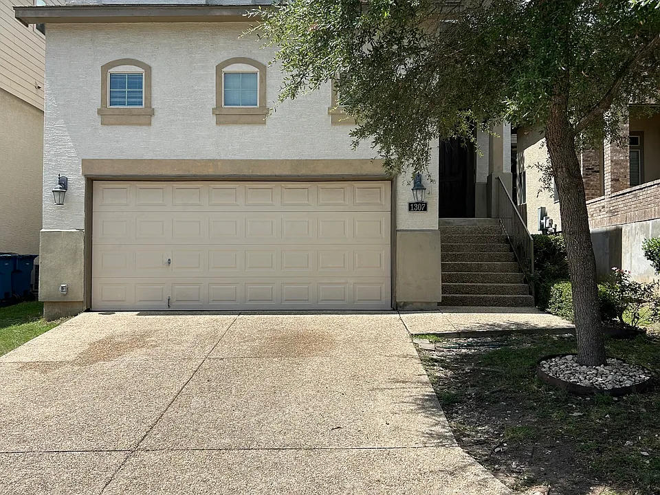 1307 Tweed Willow