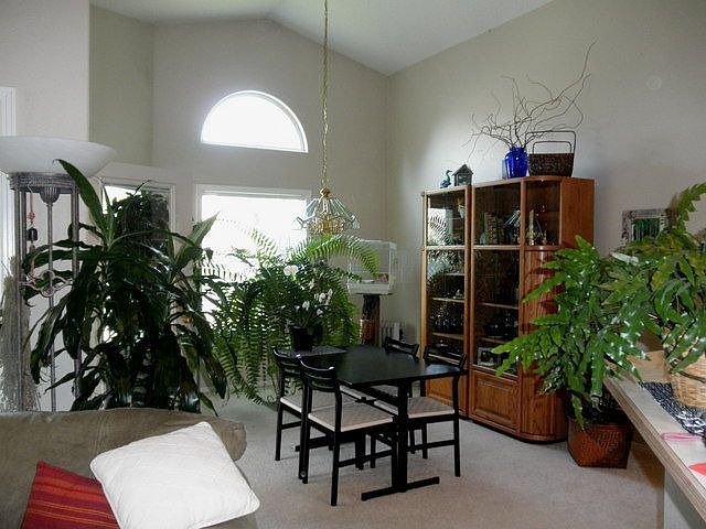 2nd image of 4855 N Lakeview Pl