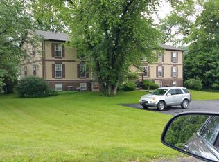 611 Robeson St APT 3, Stroudsburg, PA 18360