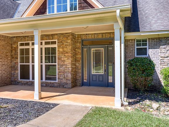 5th image of 182 Oak Ridge Dr