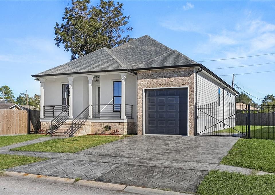 1st image of 2109 Jean Lafitte Park