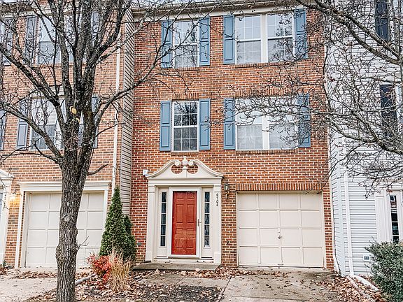 2nd image of 4704 Turnberry Dr