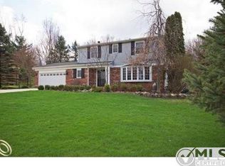 6508 Grand Circle Dr, Brighton, MI