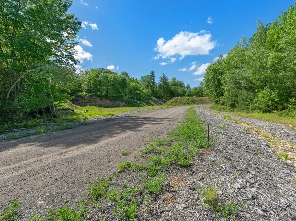 99 Ridlon Road, Berwick, ME 03901