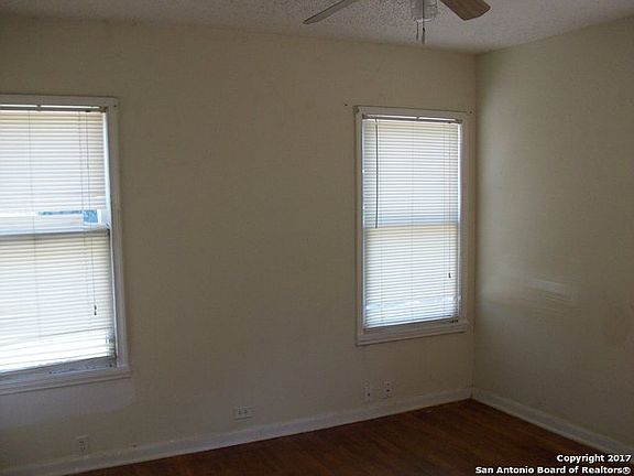5th image of 515 Grant Ave APT 2