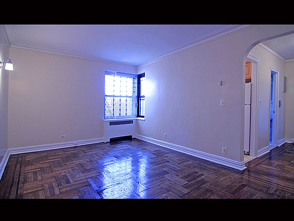 3rd image of 390 E 153rd St APT 6D