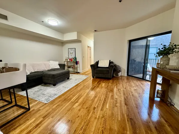 403 Jefferson Street image 1 of 15