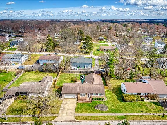 5th image of 2419 Liberty Rd