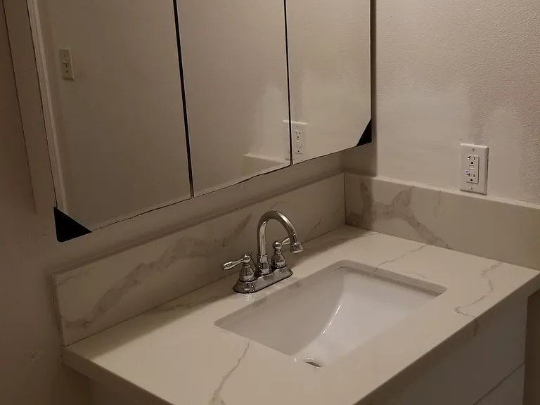 215 N King St #507 — Photo 16