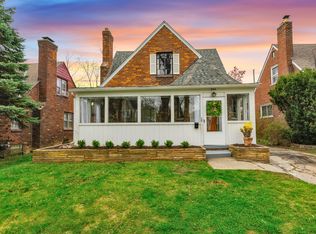 203 Ogemaw Rd, Pontiac, MI 48341