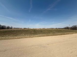 5482 N Timber Ridge Rd, Lena, IL 61048
