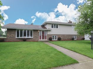 1225 Timber Ct, New Lenox, IL 60451