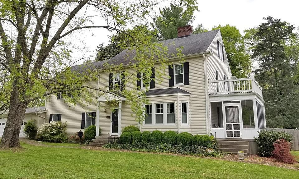 1st image of 115 Saint Marys Ct