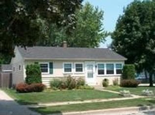 1802 25th St, Kenosha, WI 53140