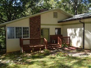 100 Meadowcrest Dr, Flat Rock, NC 28731