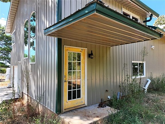 5th image of 809 W Holt Rd