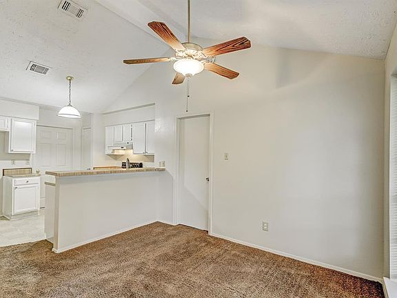 5th image of 10319 Heatherford Ct
