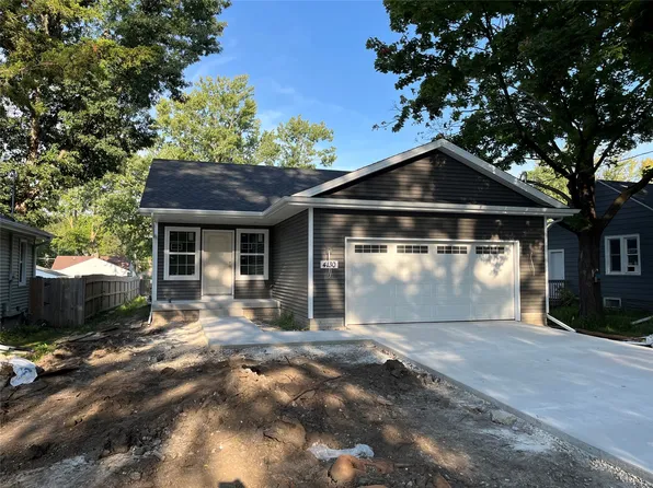 4130 Columbia St, Des Moines, IA 50313