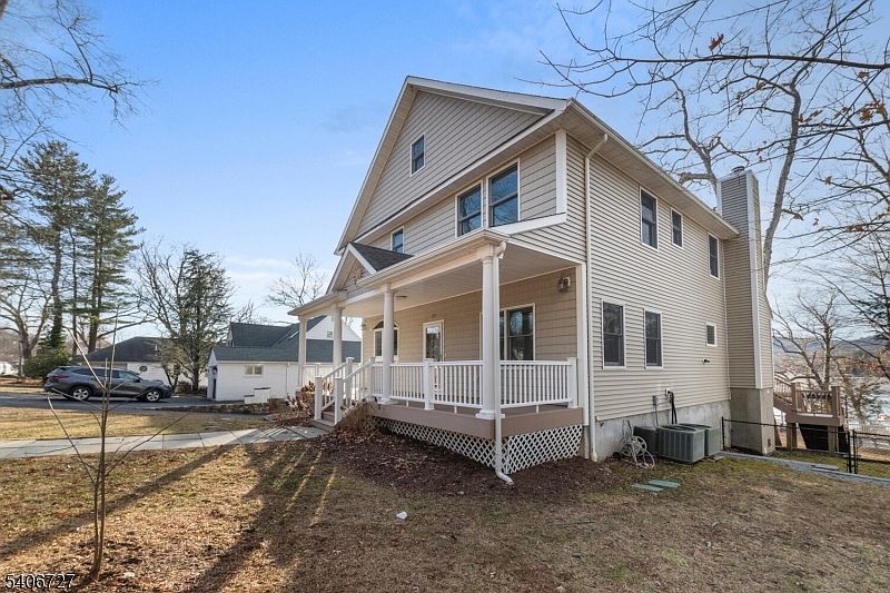 1st image of 212 Long Pond Rd