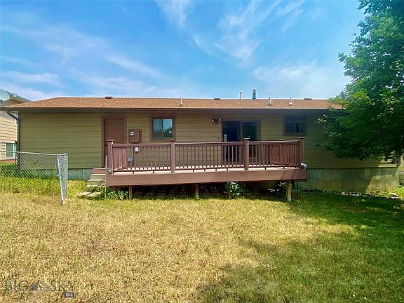 4th image of 6 Cypress Dr