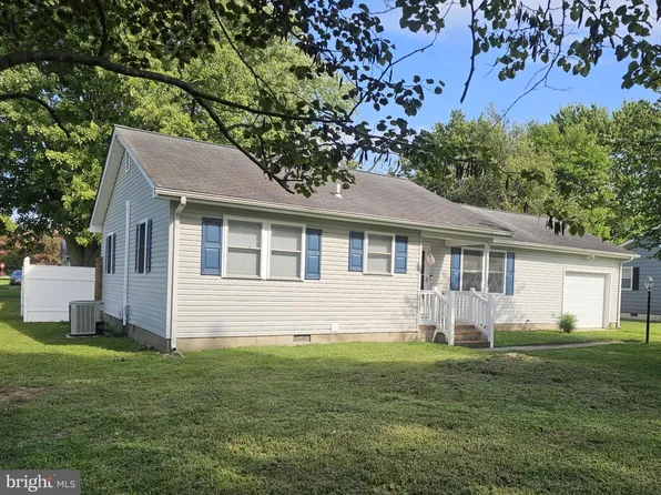 611 N Main St, Hurlock, MD 21643