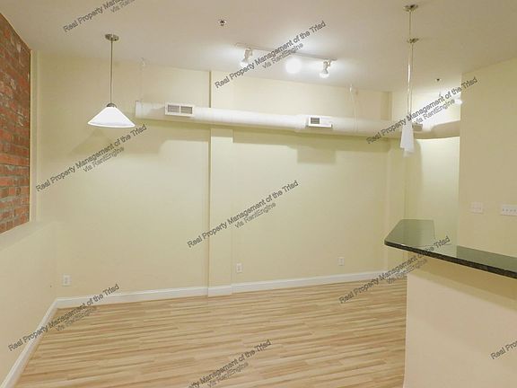 4th image of 220 W Market St Unit 105