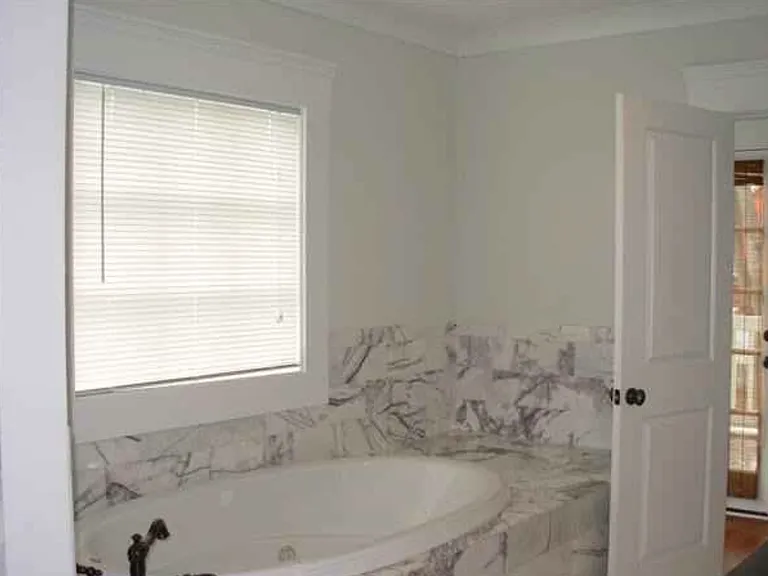 600 Woodruff Pl #B — Photo 3