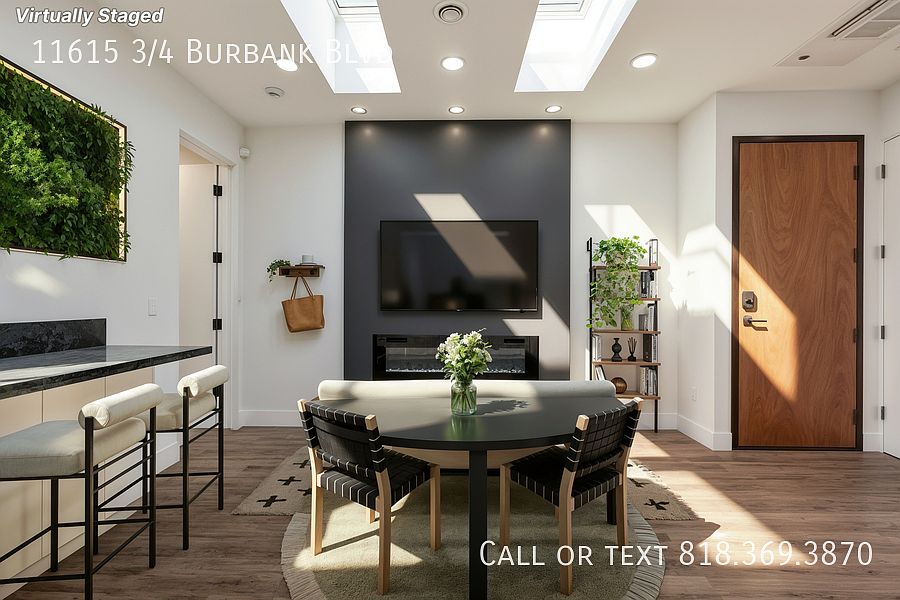 1st image of 11615 3/4 Burbank Blvd