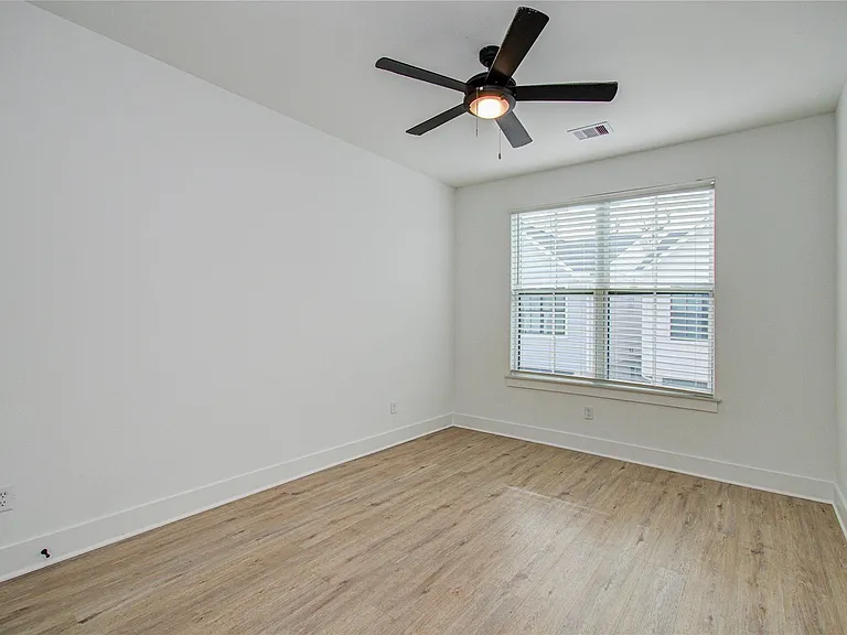 6420 Highland Pine Ln — Photo 25